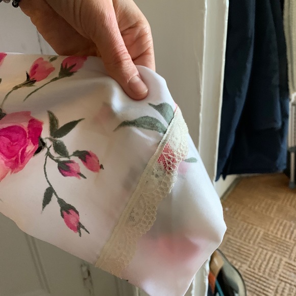 Patterned Robe - Picture 3 of 5